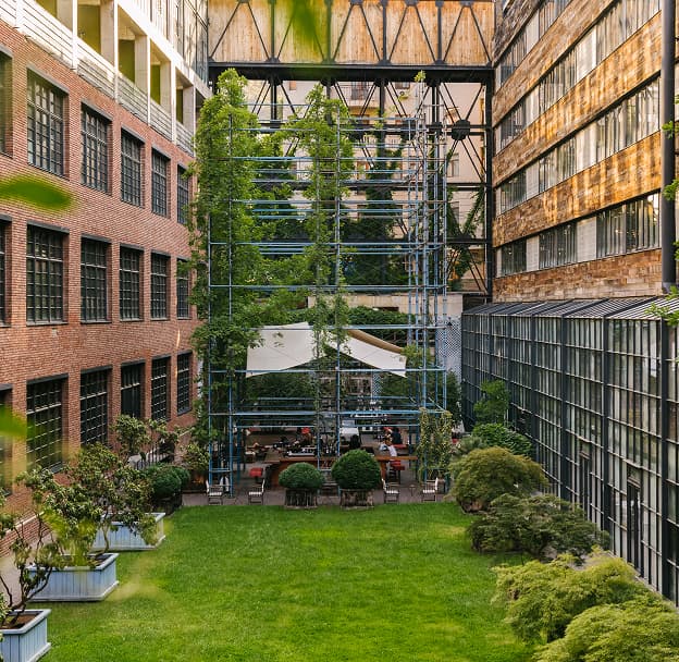 Homepage-neighbourhood-Garden Bar-001.jpg